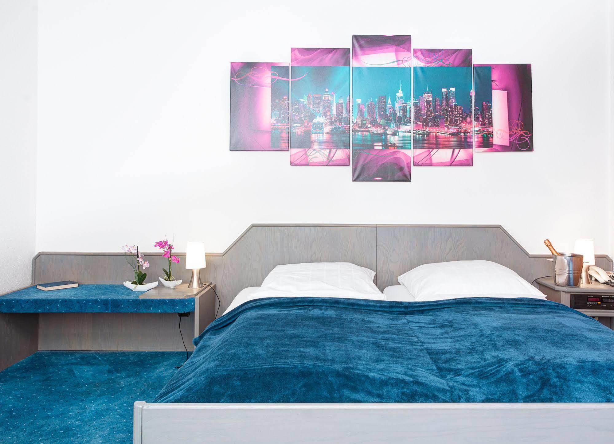 Hotel Luisenhof Mettmann Zewnętrze zdjęcie
