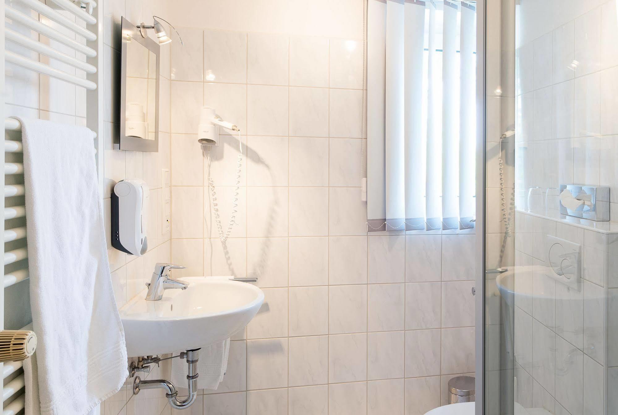 Hotel Luisenhof Mettmann Zewnętrze zdjęcie