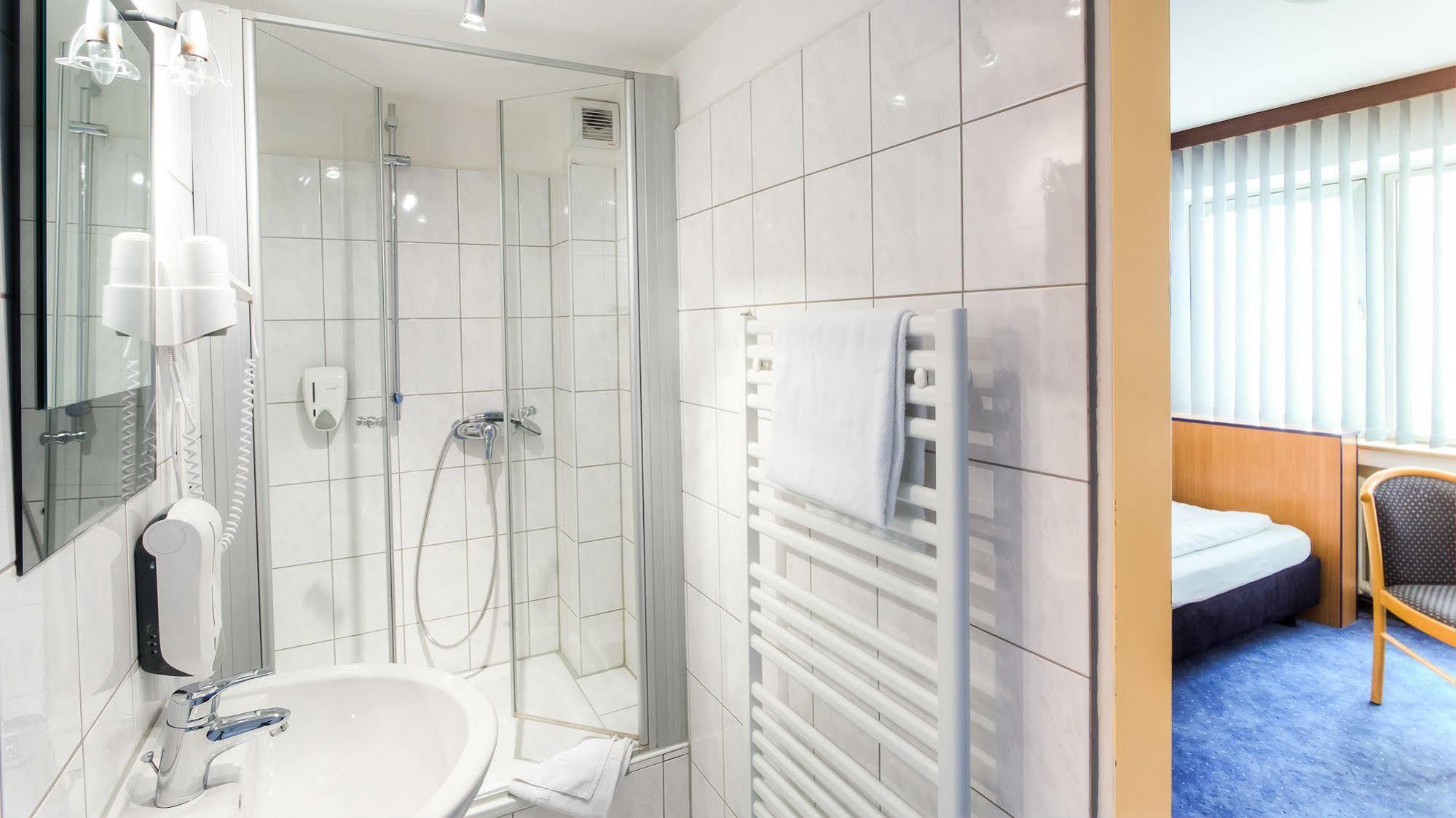 Hotel Luisenhof Mettmann Zewnętrze zdjęcie