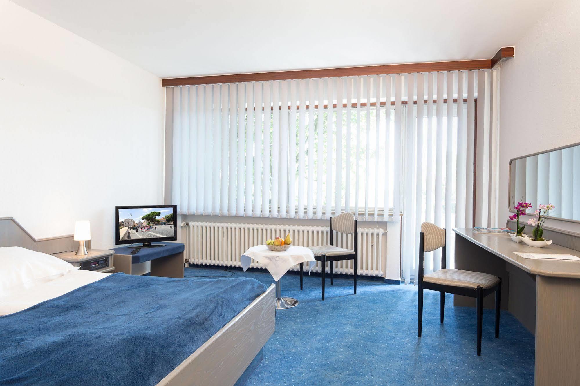 Hotel Luisenhof Mettmann Zewnętrze zdjęcie